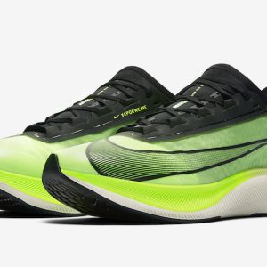 nike-zoom-fly-3-electric-green