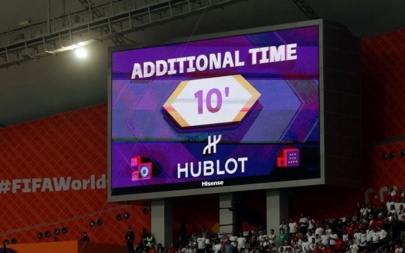 Đồng hồ bóng lăn thực tế Xu hướng luật mới tại World Cup